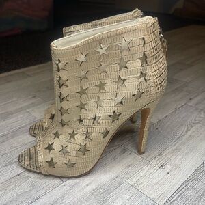 Gold Stilettos, Alice and Olivia- NWOT